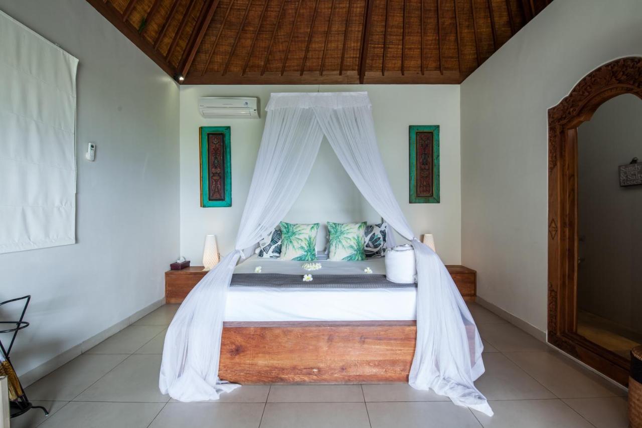 Bersantai Villas Lembongan Island Esterno foto